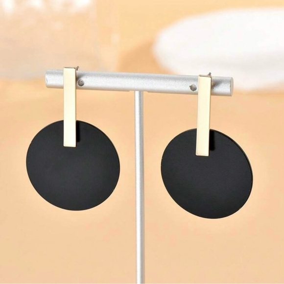 None Jewelry - Black and Gold Geometric Statement Earrings